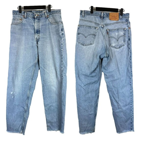 VTG Vintage Levi's 560 Light Wash Loose Fit Tapered Leg Jeans 34x32